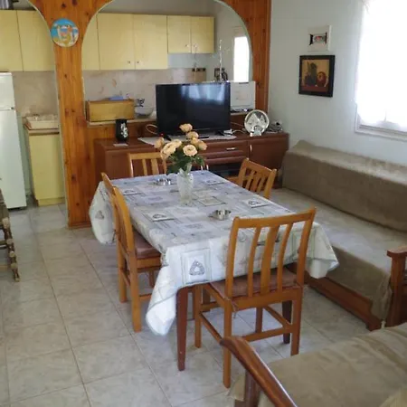 Vasiliki΄s House *